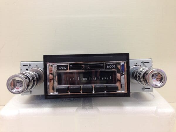 A radio is sitting on top of the counter.